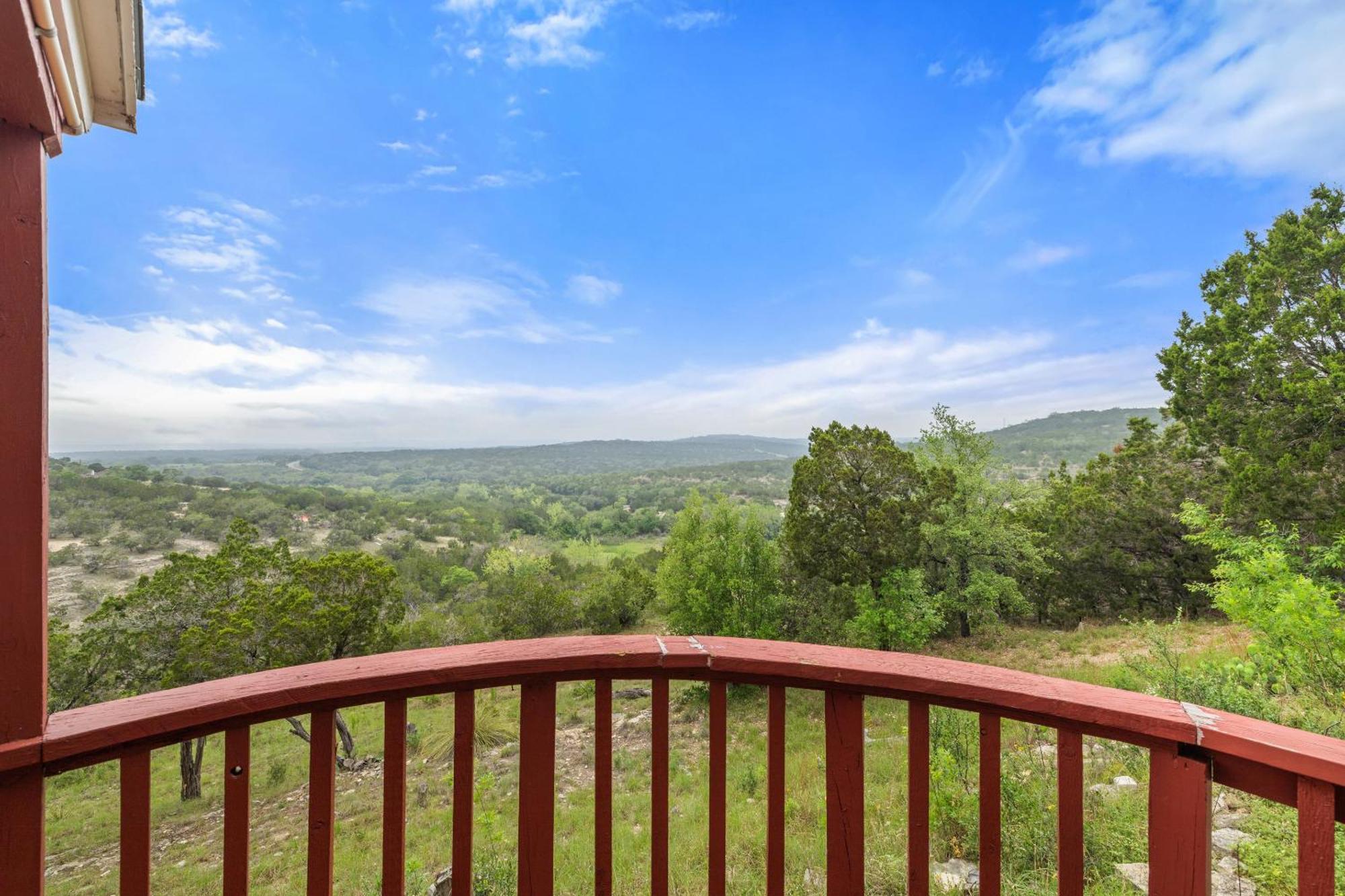 Entire 2Br 2Ba Hilltop View Home Sleeps 8 Pets 4 Acres Jacuzzi Central Ac Kingbeds Free Wifi-Parking Kitchen Washerdryer Starry Terrace Two Sunset Dining Patios Grill Stovetop Oven Fridge Onsitewoodedhiking Wildlife Coveredpatio4Pets & Birds Singing! ماربل فولز المظهر الخارجي الصورة